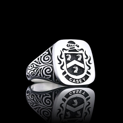 Duchess Crest Ring Square