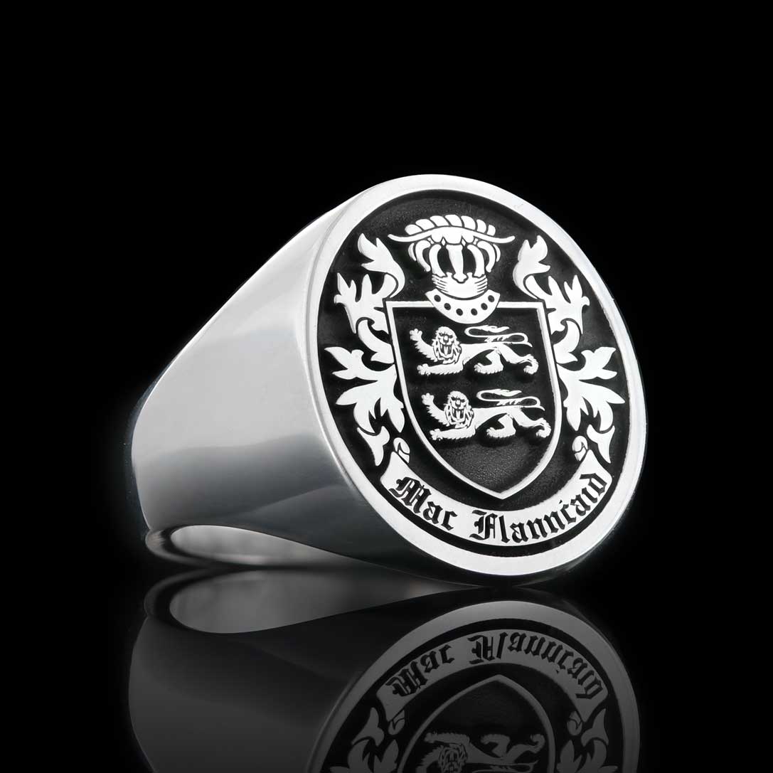 Raised Ladies Crest Ring